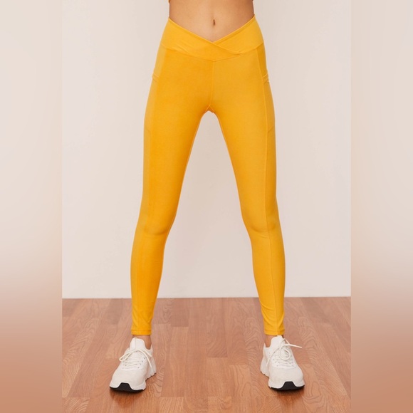 Wolven bra and crossover leggings workout set size medium orange mango - Picture 11 of 11